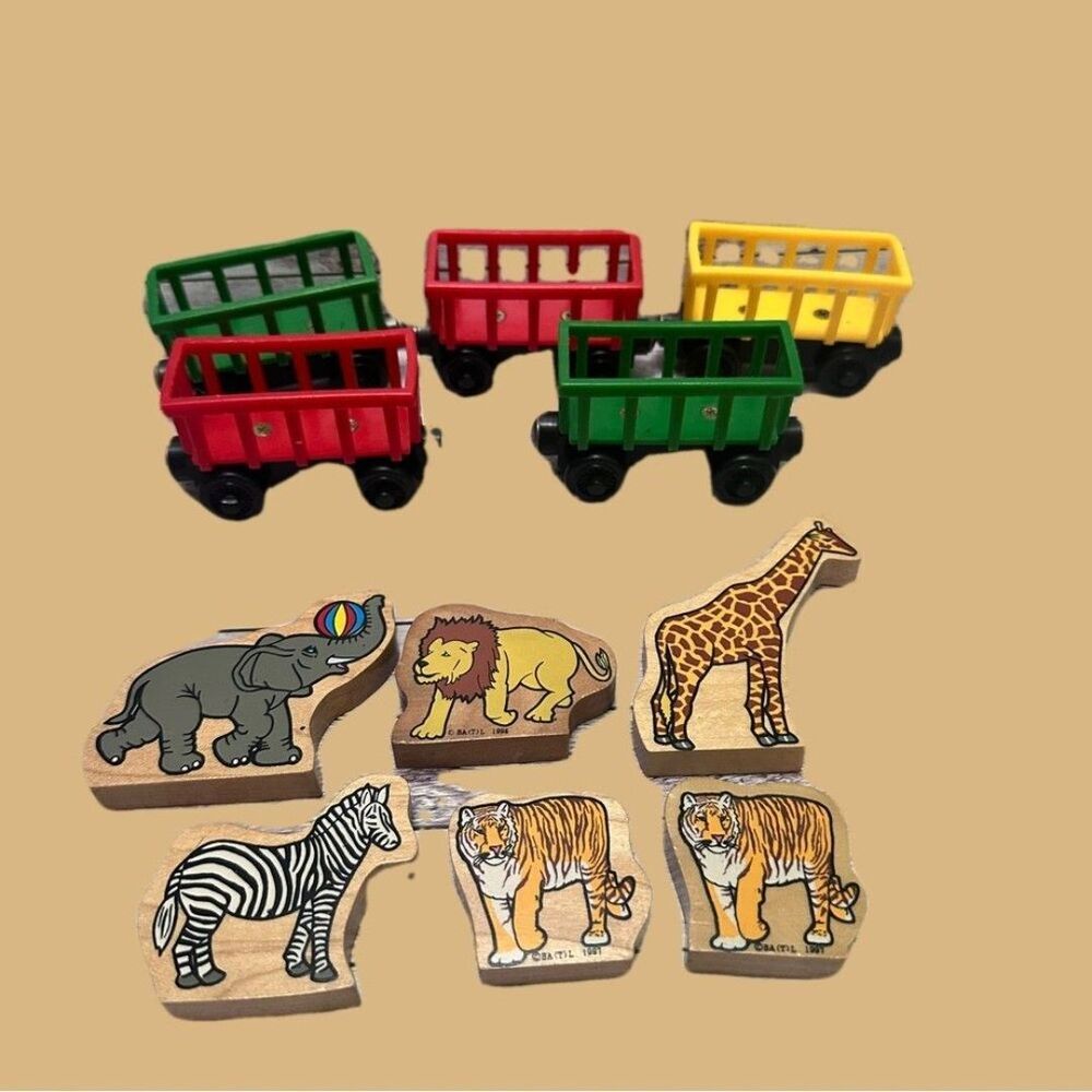 Thomas & Friends Railway Colorful Wooden Animal circus and Train Set vintage